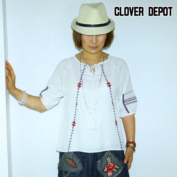 CLOVERDEPOT 刺繍 ブラウス トップス シャツ カットソー 五分丈 半袖 レディース 袖に刺繍 着やせ シンプル ベーシック 花 半袖ブラウス五分丈ブラウス 着やせ効果 半袖トップス 着痩せ効果 ショート丈 レデイース カジュアル 夏 春 ホワ
