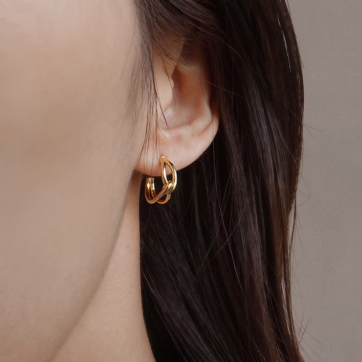 enjoueel ベンドフォワードピアス【ニッケルフリー】 アクセサリー