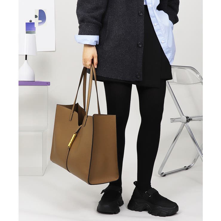 UNITED BASE 本革 大容量 ベルトデザイン トートバッグ A4サイズ対応 通勤 レディース バッグ・鞄