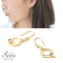 【8/11まで5%OFFクーポン】SEMSアクセサリー ダブル トライアングル ストーン ピアス 金属アレルギー 夏 浴衣 普段使い ゴールド 樹脂 ノンホール ネジ式 イヤリング 結婚式アクセサリー 女性 レディース 揺れる ファッション かわいい プ