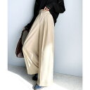 Classical Elf 上品なデザインと履き心地。タック使いワイドシルエットハイウエストスラックス パンツ・ズボン