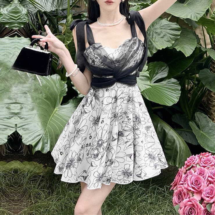 アクセサリーショップPIENA ワンピース水着 レディース 春夏 ミニ丈 胸元クロス ギャザー フレア 太めストラップ ウエストゴム ポリエステル 胸元レース 花柄 白と黒 水着