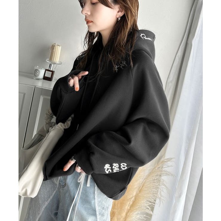 売り切りセール❣️SISIO❣️裏起毛パーカー ブラック SHISKY（シスキー） 裏起毛 パーカー 長袖 プリント トレーナー
