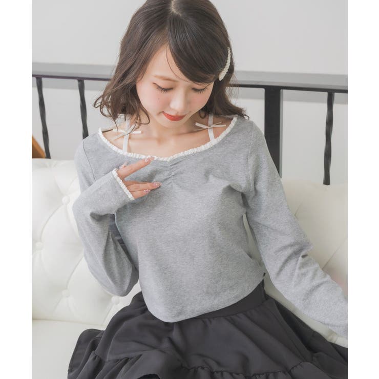 【10％OFFクーポン！8/27(木)1:59まで】RETRO GIRL リボン付きシャーリングCT トップス