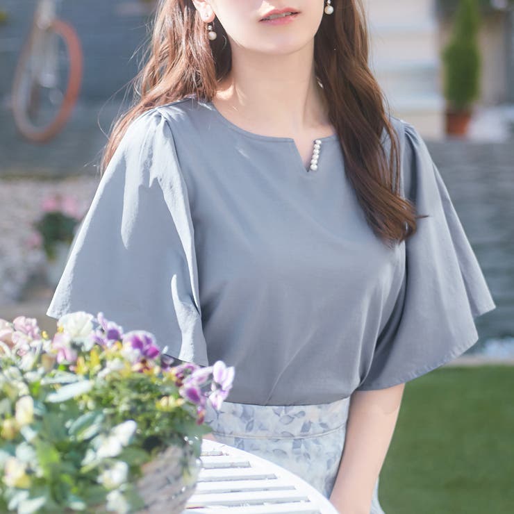 alotta パール調ボタン付Tシャツブラウス トップス