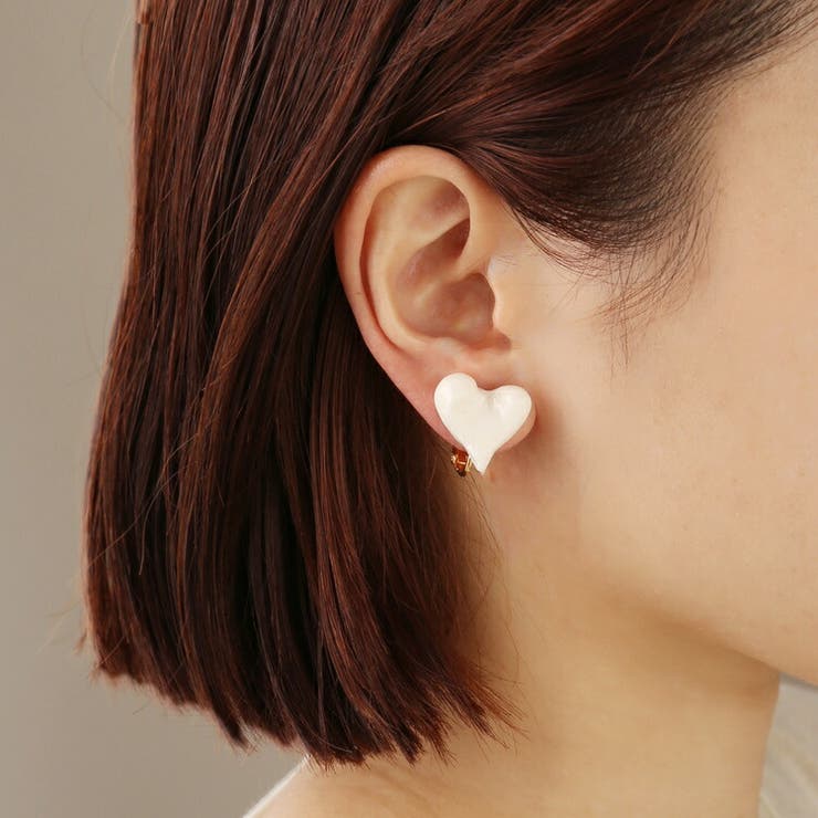 sankyo shokai イヤリング ハート 小さめ トレンド ニッケルフリーmoichou ゴールド ピンク ホワイト シンプル 大人 キレイめ 高見え 華...