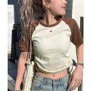 Classical Elf 【mily bilet】サイドの絞りが可愛いさプラス。プレート使いラグランTシャツ(半袖) トップス
