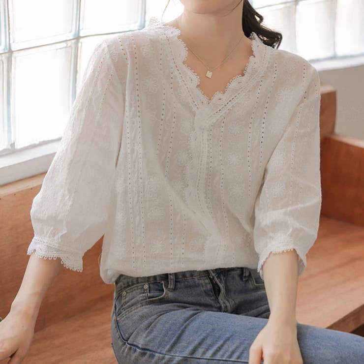 【10％OFFクーポン！7/26(日)1:59まで】Doux Belle 7分袖レース刺繍ブラウス トップス