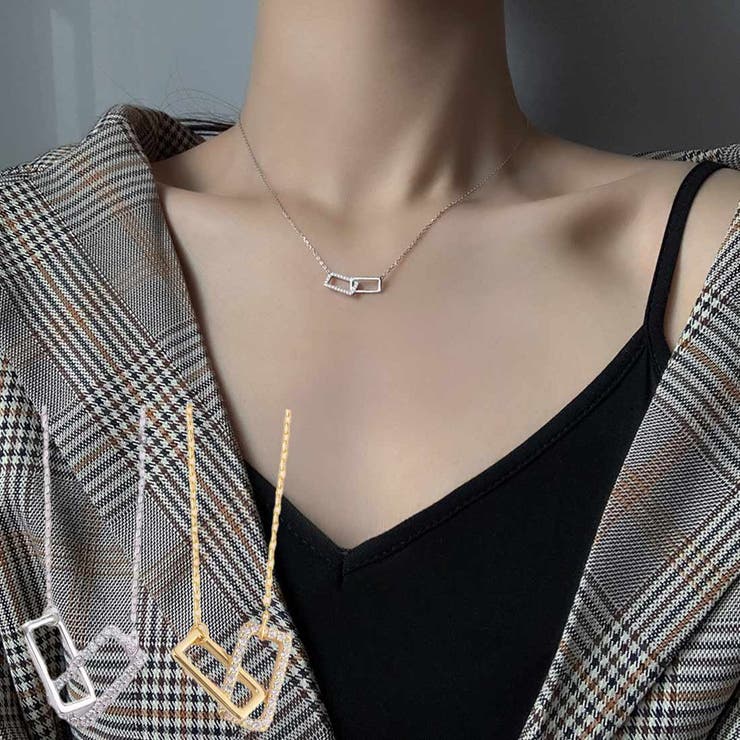 maison de LATIR Wスクエアモチーフがクールさをプラスするネックレス 輝き スネーク ストーン おしゃれ 輝き ギフト プレゼント オフィス セレモニー 韓国ファッション 上品 華奢 繊細 シンプル オケージョン セレモニー 仕事 通勤 ア