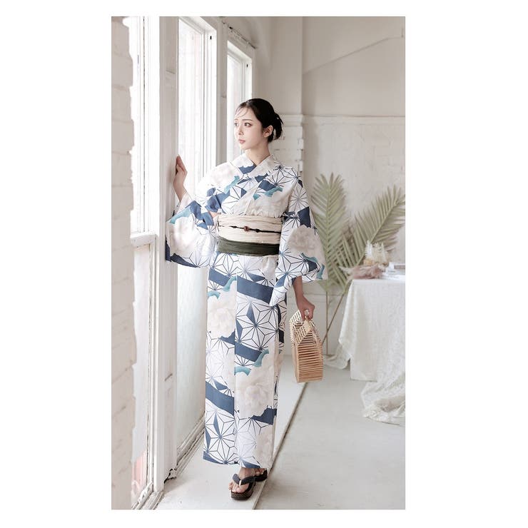 Ryuyu 浴衣 白 青 レトロモダン 大正ロマン 古典柄 リーフ おしゃれ 上品 大人浴衣 花火大会 Ryuyu 浴衣・着物