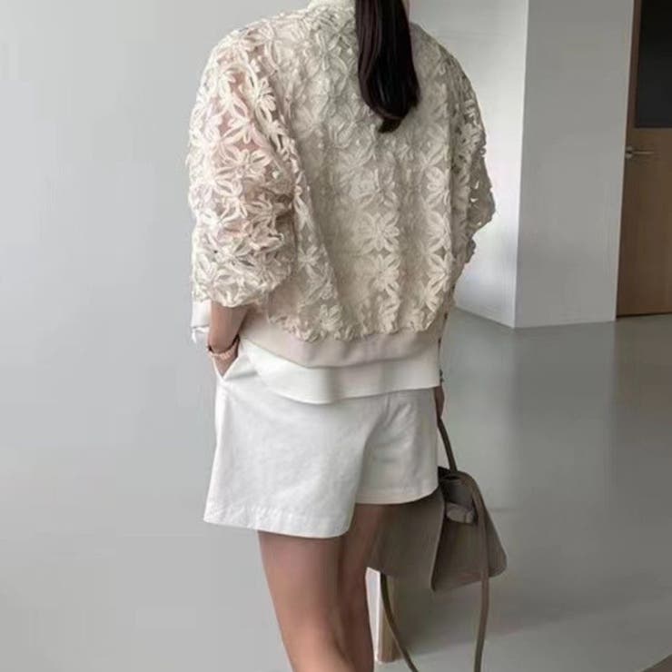 maison de LATIR 大人っぽく華やかな印象のレースブルゾン アウター 上着 ライトアウター 羽織 夏 ノーカラー ジップアップ おしゃれ レース 抜け感 シアー シースルー 透け感 花柄レース 繊細 軽やか 夏 メッシュ ノーカラー 上品 か