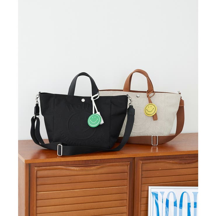 【10％OFFクーポン！11/27(木)1:59まで】TOPKAPI エンボス スマイル 2way トートバッグ /スマイルチャーム付き バッグ・鞄