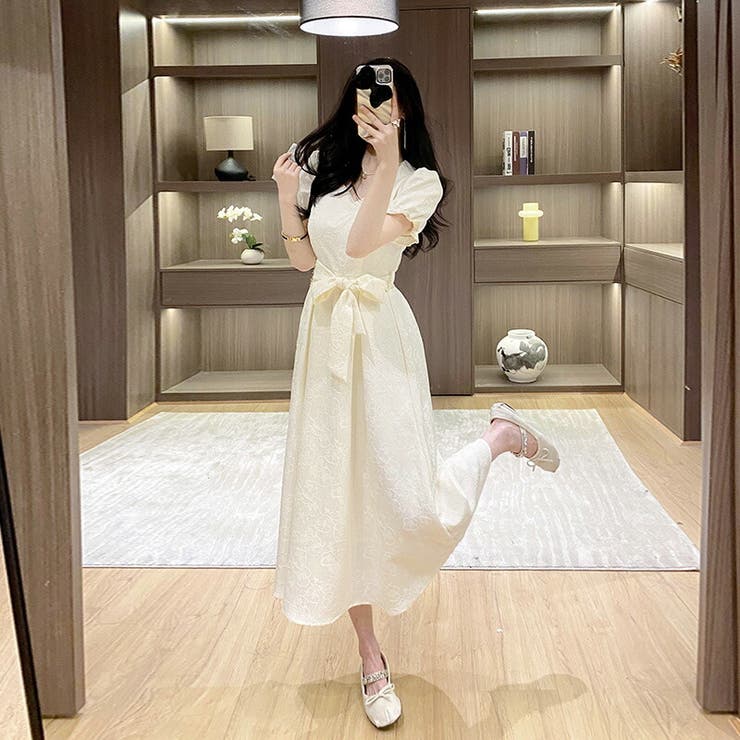 JS FASHION パフ袖 ワンピース ウェストリボンが可愛い ミディアム ロングワンピース エンボス加工 花柄 Vネック リボン S M L XL 2XL 大きいサイズ Vネック Aライン フレアワンピ 白ワンピ 20代 30代 40代 大人可愛い