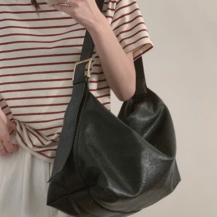 aimoha PUレザー大きめショルダーバッグ バッグ・鞄