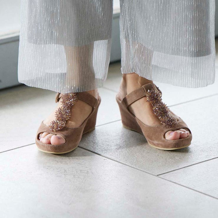 【10％OFFクーポン！12/11(木)1:59まで】Mode et Jacomo×ing 【クッション入り】ビジュー付きTストラップサンダル シューズ・靴