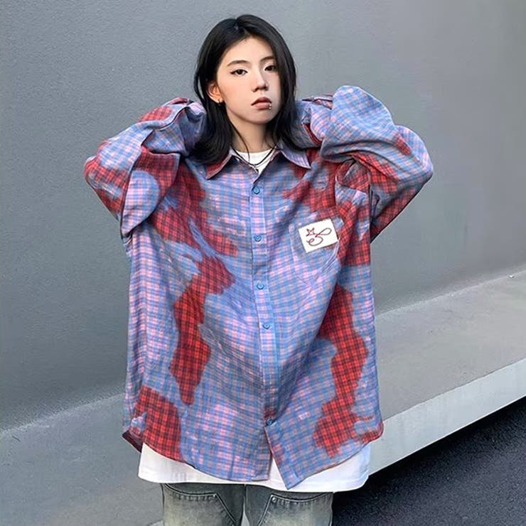 Decorative 柄シャツ チェック柄 チェック タイダイ柄 絞り染め ぼかし ワッペン ロゴ ブルー ピンク レッド 青 赤 長袖 長袖シャツ オーバーサイズ 衣装 韓国 大きいサイズ 個性的 春服 秋服 冬服 トップス(4.0)