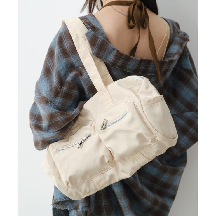 PAL GROUP OUTLET 【Kastane】スムースオーバル ボストンバッグ バッグ・鞄のサムネイル