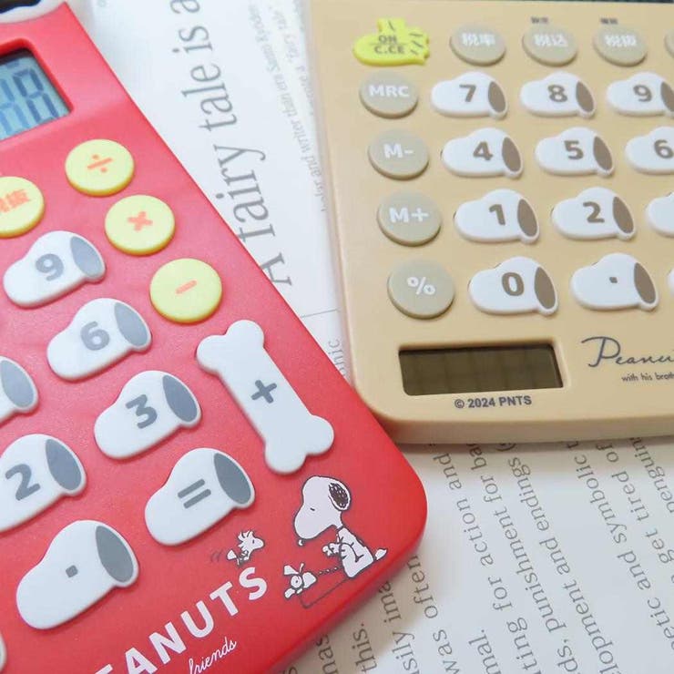 cinemacollection スヌーピー 電卓 マスコット電卓 レッド ピーナッツ ティーズファクトリー 太陽電池 プレゼント キャラクター グッズ 生活・季節家電