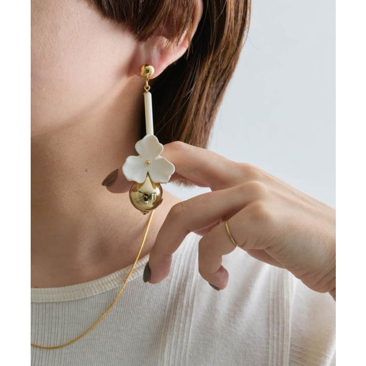 【10％OFFクーポン！12/11(木)1:59まで】PAL GROUP OUTLET 【ear PAPILLONNER】BIGドロップフラワーピアス アクセサリー