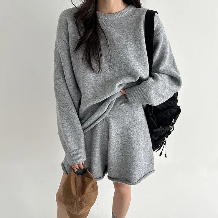 Ulysses ニットクルーネックトップスショートパンツセットアップ スーツ