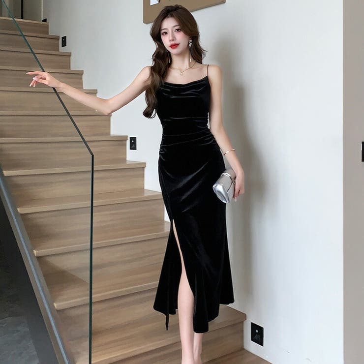 JS FASHION ベロアワンピース キャミワンピ ドレープネック 深いスリット入り ノースリーブ タイト ワンピース 黒 無地 ロング丈 黒ワンピ ブラックワンピ きれいめ 細見え おしゃれ かっこいい ハロウィン 大人 デート 春 夏 秋【yiy1