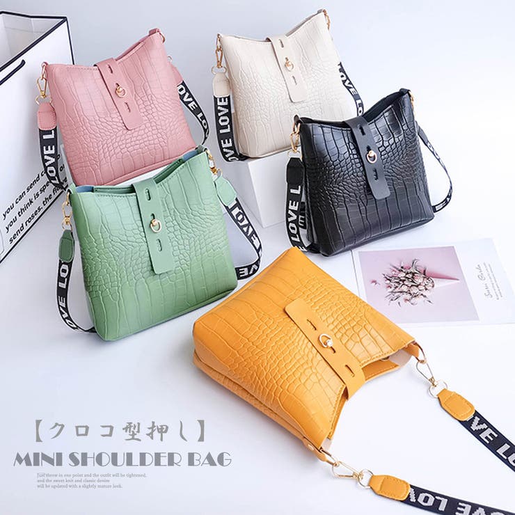【10％OFFクーポン！1/29(木)1:59まで】アクセサリーショップPIENA ショルダーバッグ レディース 春夏秋冬 ミニ スクエア 金の留め具 合皮 クロコ型押し ショルダー異素材MIX 上品 黒 バッグ・鞄