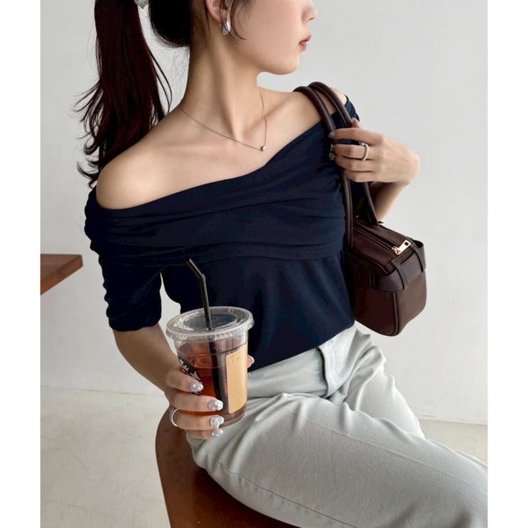 【10％OFFクーポン！2/10(火)1:59まで】NICE CLAUP / OLIVE des OLIVE OUTLET 【one after another】オフショルにもなる/クロストップス トップス