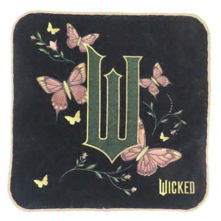 【10％OFFクーポン！2/10(火)1:59まで】cinemacollection ウィキッド ふたりの魔女 ミニタオル 抗菌防臭 シャーリングハンカチタオル トゥウィッチズ 丸眞 汗拭きタオル 映画キャラクター グッズ 小物