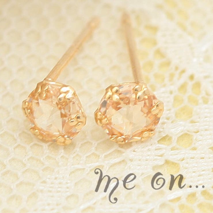 【10％OFFクーポン！配布中！】アクセサリーショップPIENA me on... ピアス レディース K10イエローゴールド お花のガクにセッティングされた特別な輝き 一粒シャンパンキュービックジルコニア プレゼント 春夏 大人気 ア
