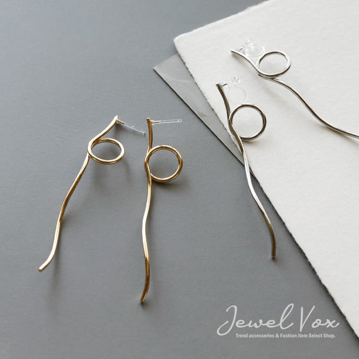 Jewel vox ピアス イヤリング レディース 金属アレルギー ニッケルフリー 樹脂 オメガ 変形 ニュアンス ライン ゴールド シルバー カジュアル シンプル オケージョン 結婚式 プレゼント 女性 韓国 大人 韓国ファッション 人気 アクセサリー