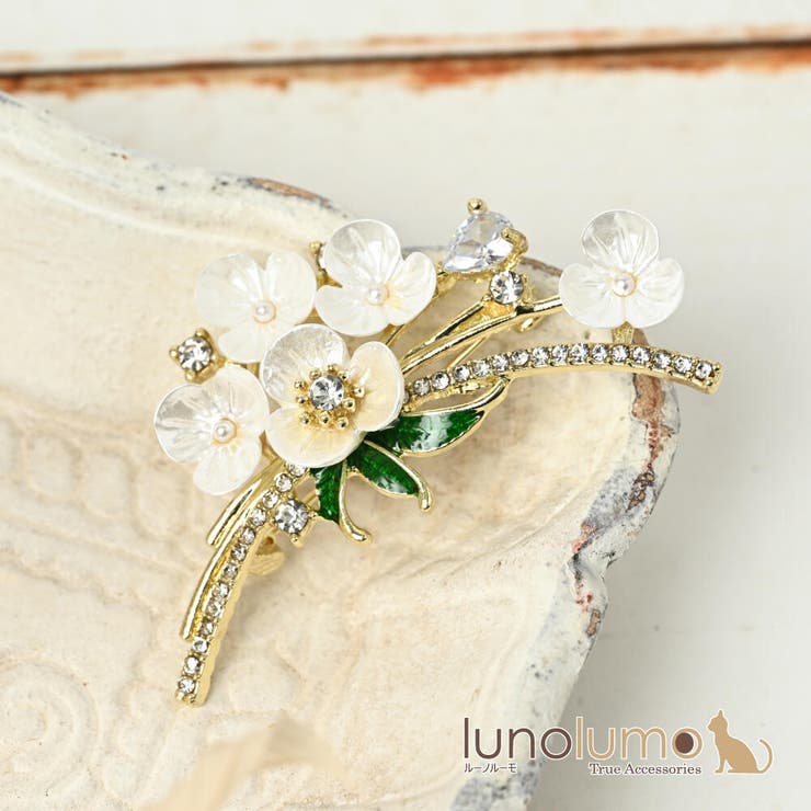 【10％OFFクーポン！2/23(月)1:59まで】lunolumo ブローチ レディース キュービックジルコニア 花 フラワー 白 ゴールド キラキラ プレゼント BR アクセサリー