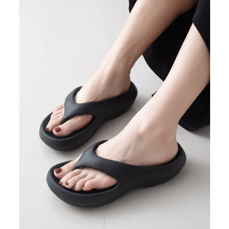 【10％OFFクーポン！6/11(木)1:59まで】SUNSHINE CLOSET トングサンダル スリッパ ローヒール 人気 疲れない 歩きやすい お洒落 シンプル 美脚 夏海 お出かけ 水着