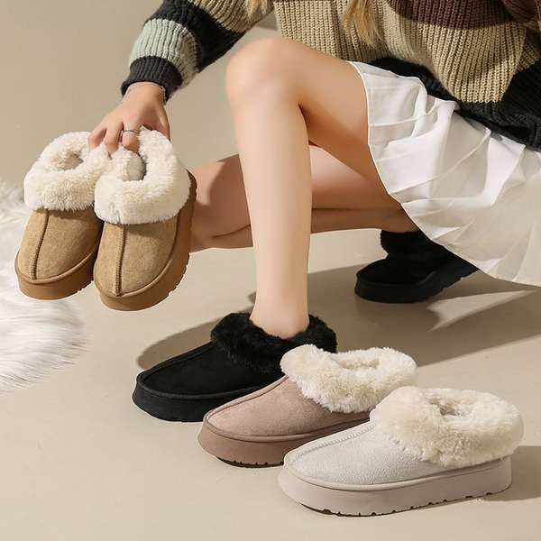 【21日23時まで2,866円】送料無料 履きやすい暖かいボアブーツ 歩きやすい裏起毛ムートンスリッポン ふわふわモカシン 保温防寒靴 大人可愛いあったかシューズ ルームシューズ冬靴 冷え対策ブーツ美脚 カジュアルブーツ黒