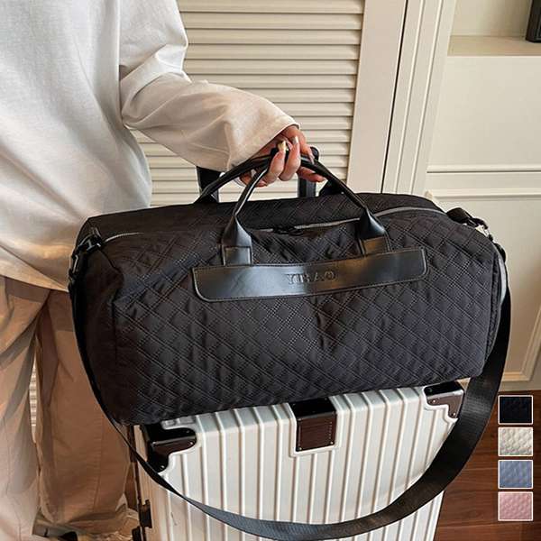 【クーポン利用で2,882円】送料無料 ユニセックストラベルバッグ 大容量 斜め掛けショルダーバッグ 卒業修学旅行鞄 出張合宿バッグ 軽量肩掛け鞄 シューズ収納 機内持ち込みかばん スポーツジムバッグ お泊まり トート鞄