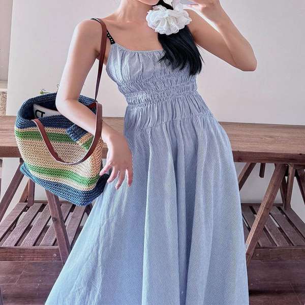 送料無料 ロングワンピース レディース ギャザーワンピース Aライン 着やせリゾートワンピ 旅行夏服 シーサイドワンピース サマー 涼しいワンピース夏 ノースリーブワンピ ビーチワンピ 人気