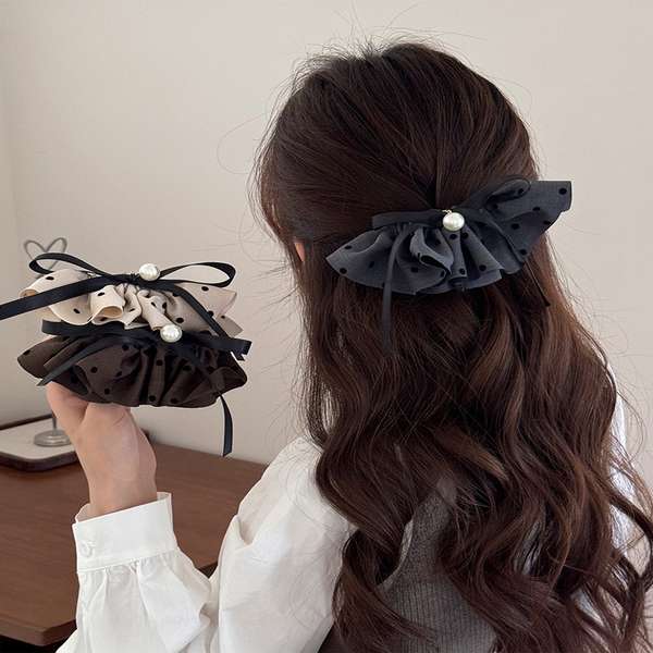 【クーポン利用で1,832円】送料無料 おしゃれ ヘアアクセサリー レディース バレッタ 清楚 まとめ髪 大人かわいい ヘアアレンジ フェイクパール 簡単髪留め リボンバレッタ人気 ヘアアクセ 韓国風 髪飾り結婚式 通勤