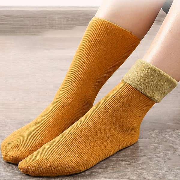 【5日23時まで1,066円】送料無料 厚手 保温くつした レッグウェア もこもこ ルームソックス無地 冷え性対策 クルーソックス冬 冷え取り ボアリブソックス 暖かい靴下ぽかぽか モコモコ ソックス カジュアル防寒靴下