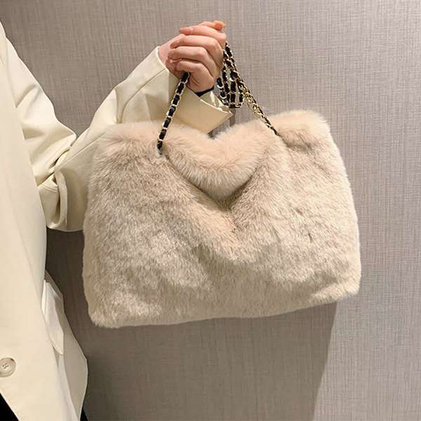 送料無料 ふわふわトートバッグ レディース 軽量バッグ おしゃれ ワンショルダーバッグ エコファー 秋冬バッグ 肩掛けカバン 大人 スクエアバッグ女性 ボアバッグもこもこ 可愛いバッグbag