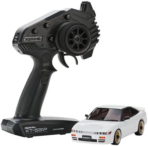 京商 (Kyosho) ミニッツAWD 日産 シルエイティ ホワイト 電動ラジオコントロール 32660W MA-020系シャシーをベースにしたAWDスポーツシャシーのリニューアル版。 ステアリング制御プログラムを見直した専用基盤。 シャシー単体でジャイロの効きを調整可能なボリュームを装着。 ドリフトタイヤ標準装備。 電池のセットですぐ走るレディセット。 バンド管理不要の2.4GHz Syncro KT-531P送信機を採用。 ディスプレイモデルと同等仕上げの工場完成ボディ。 サスペンションのストロークに伴うキャンバー変化を引き出すフロントサスペンション「VCS」を採用。 工具不要で、フロントサスペンションのコイルスプリング交換も簡単。 【レディセット内容】R/Cユニット組込済み完全完成シャシー、塗装 マーキング工場完成プラスティックボディ、Syncro KT-531P 2.4GHz送信機、ミニパイロン、ピニオンギヤ、スパーギヤ、予備ナット、ホイルレンチ、ピニオンはずし工具 【走行までに必要なもの (本製品には含まれません)】送信機用単四乾電池:4本、走行用単四乾電池 (アルカリ又はニッケル水素):4本 【JANコード】4548565519156 【状態】新品 【発送】1〜2営業日で発送（休業日除く）