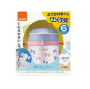 コンビ ラクマグ 漏れないストロー 240 N リボン 商品説明 『コンビ ラクマグ 漏れないストロー 240 N リボン』 ◆漏れない！*「Wラクピタ構造」。 「印に合わせてアダプターを締める」「フタを閉じる」それだけで漏れないを実現。 *「漏れない」とは誤使用、経年劣化による場合などを除く ◆マグ漏れの原因を丸ごと解決！ 飲み口・パッキン一体形状。 ◆口元のパーツとパッキンが一つに。 ◆付け忘れや、ズレによる漏れを防ぎ、お手入れもラクラクです。 ◆お手入れラクラク！食洗器OK！煮沸・電子レンジ・薬液による除菌※も可能です。※すべての菌を除菌するわけではありません。 ◆ナナメだから飲みやすい「ベビーハンドル」。 ◆持ちやすさを考えた末たどり着いた飲めるカタチ。 ◆吹き出し防止弁！空気を逃がして漏れを防ぎます。 ◆くわえやすいふっくらストロー ◆最後まで飲みやすい！斜めのインナーストロー。 ◆240mlスタンダードボトル。 コンビ ラクマグ 漏れないストロー 240 N リボン　詳細 原材料など 商品名 コンビ ラクマグ 漏れないストロー 240 N リボン 内容量 1個 販売者 コンビ ご使用方法 対象月齢：6カ月頃〜 規格概要 ・容量：240ml ・商品サイズ：幅11.4*奥7.8*高さ10cm ・重量：85g ・材質：シリコーンゴム・ポリプロピレン・熱可塑性エラストマー 原産国 日本 広告文責 株式会社プログレシブクルー072-265-0007 区分 ベビー用品コンビ ラクマグ 漏れないストロー 240 N リボン(1個)×20個セット