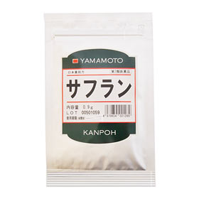 山本漢方　日局 サフラン 0.9g 商品説明 『山本漢方　日局 サフラン 0.9g』 冷え性、血色不良などに。 ※ メーカー様の商品リニューアルに伴い、商品パッケージや内容等が予告なく変更する場合がございます。また、メーカー様で急きょ廃盤になり、御用意ができない場合も御座います。予めご了承をお願いいたします。 【山本漢方　日局 サフラン 0.9g詳細】 1日量（0．9g）中 サフラン 0．9g 添加物なし。 原材料など 商品名 山本漢方　日局 サフラン 0.9g 内容量 0.9g 販売者 山本漢方製薬（株） 保管及び取扱い上の注意 （1）小児の手のとどかない所に保管してください。 （2）直射日光をさけ，なるべく湿気の少ない涼しい所に保管してください。 （3）誤用をさけ，品質を保持するため，他の容器に入れかえないでください。 用法・用量 大人（15才以上）は，1回量0.3gを，熱湯100〜150mLを加え，5〜10分後に，そのまま服用する。1日3回，食前または食間に服用する。 効果・効能 冷え症，血色不良 ご使用上の注意 その他の注意 1．次の人は服用前に医師又は薬剤師に相談してください。 　（1）医師の治療を受けている人。 　（2）妊婦又は妊娠していると思われる婦人。 2．服用に際して，次のことに注意してください。 　（1）定められた用法・用量を守ってください。 　（2）小児（15歳以下）には服用させないこと。 3．服用中又は服用後，次のことに注意してください。 　しばらく服用しても，症状の改善がみられない場合には，医師又は薬剤師に相談してください。 広告文責 株式会社プログレシブクルー072-265-0007 商品に関するお問い合わせ 会社名：山本漢方製薬株式会社 住所：〒485-0035　愛知県小牧市多気東町156番地 問い合わせ先：お客様相談窓口 電話：0568-73-3131 受付時間：9：00〜17：00まで（土，日，祝を除く） 区分 日本製・第3類医薬品 ■医薬品の使用期限 医薬品に関しては特別な表記の無い限り、1年以上の使用期限のものを販売しております。 それ以外のものに関しては使用期限を記載します。 医薬品に関する記載事項はこちら【第3類医薬品】山本漢方　日本薬局方 サフラン 0.9g×20個セット 　ニンジン　にんじん