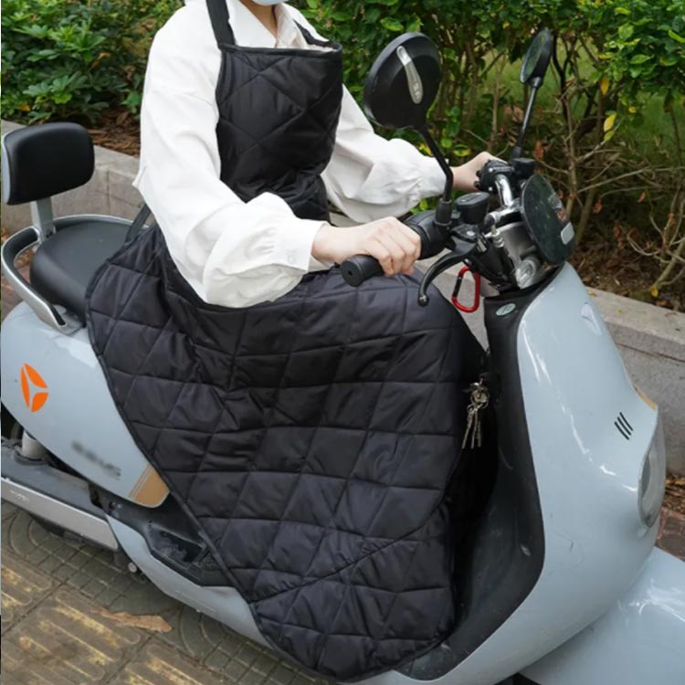 バイク レッグカバー 原付 スクーター 前掛け ひざ掛け 膝掛け 防寒 防風 エプロン 中綿入り 裏ボア 3層構造 防寒 撥水 風除けエプロン 暖かい シートカバー ウォームエプロン 裏起毛 足元防寒 撥水 バイク防寒具 レディース メンズ