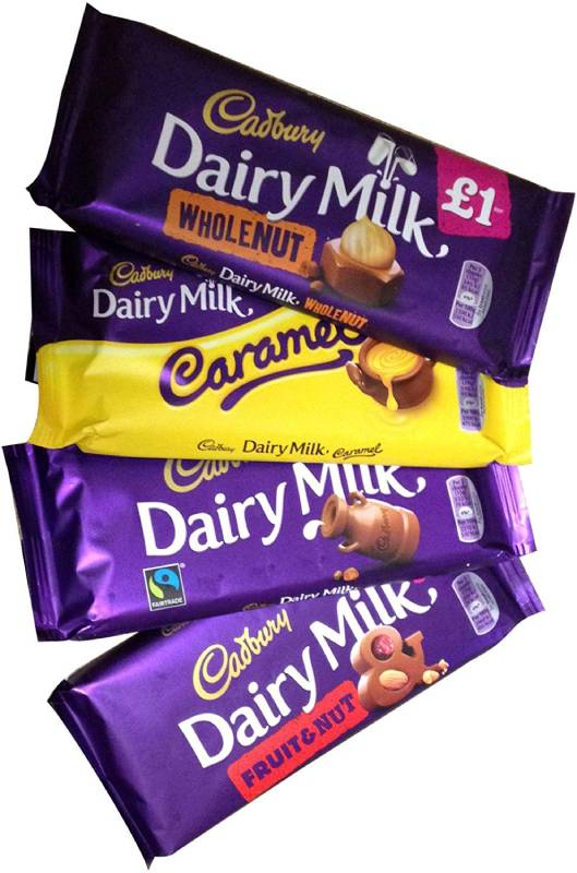 Cadbury Assortment （キャドバリー アソートメント） 4 x 120g - Dairy Milk, Fruit Nut, Whole Nut, Caramel （デイリーミルク フルーツ＆ナッツ ホールナッツ キャラメル 4種） 【並行輸入品】【海外直送品】