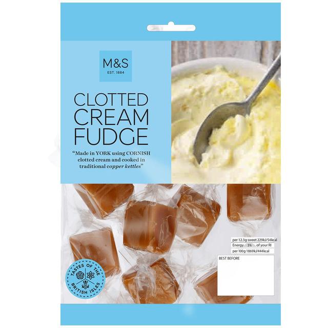 M&S Cornish Clotted Cream Fudge 135g M&S R[jbV NebhN[t@bW 135g