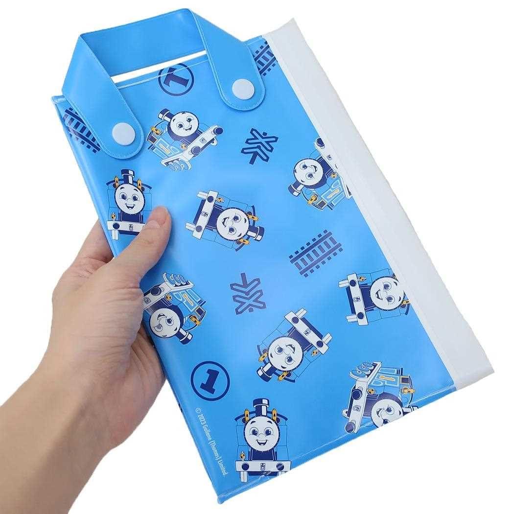 丸眞 ティッシュケース きかんしゃトーマス おでかけゴーゴー ウェットティッシュケース おしりふきケース 携帯用 持ち運び アウトドア 旅行 お出かけ 4605006100