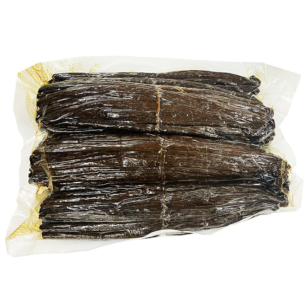 2019年産バニラビーンズ　Aグレード品質 非常に高価なバニラの種子部のさやは、特有の豊潤な甘い香りで有名。 濃い茶色で長さ16-20cmの細長い房を利用します。 [名称] バニラビーンズ [原材料] バニラビーンズ100％ 品質：Aグレード [部位・形状] 種子の入った房部（ホール原型） [内容量] 業務用1Kg（長さ約16-20cm 重さ1本約4g） [賞味期限] 別途商品ラベルに記載（約2年） [パッケージサイズ] アルミ袋入り真空パック [保存方法] 高温多湿を避け、日光の当たらない冷暗所または冷蔵庫で保管してください。 [原産国] マダガスカル