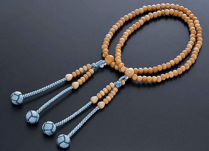 真言宗数珠 女性用 念珠 黄楊 つげ 共仕立 正絹かがり梵天房 108玉 宗派別数珠 桐箱入のサムネイル