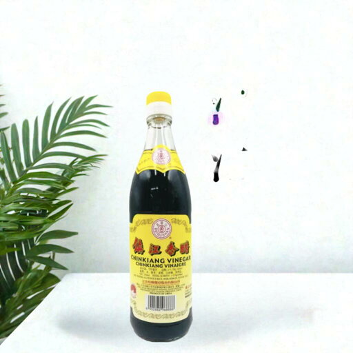 中国 鎮江香酢 550ml 黒酢 黒醋 ギョウザタレ 鎮江香醋 中華食材 調味料 中華料理 お酢 香醋 中国 鎮江香酢 550ml 黒酢 黒醋 ギョウザタレ 鎮江香醋 中華食材 調味料 中華料理 お酢 香醋