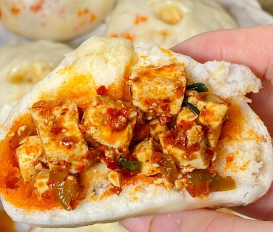 「章記点心」 豆腐ザーサイまん 5個 中華肉まん 点心 小麦粉 冷凍 中華 グルメ おいしい ギフト