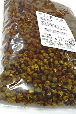 横浜中華街　粒　国内入手困難！　四川青山椒　☆　四川料理には欠かせません！！　粒　100g　♪